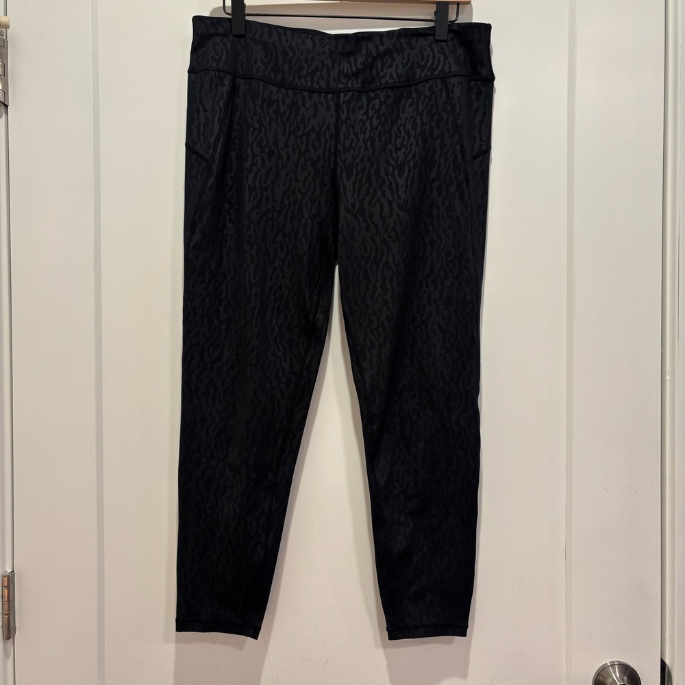 Sweaty‎ Betty All Day 7/8 Leggings Black Leopard Embossed SB6047 XL 24 Inseam